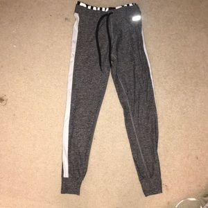 Victoria’s secret PINK gray leggings